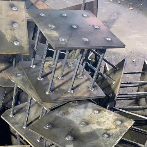 在确定嘉峪关预埋件位置时，需要考虑以下几点